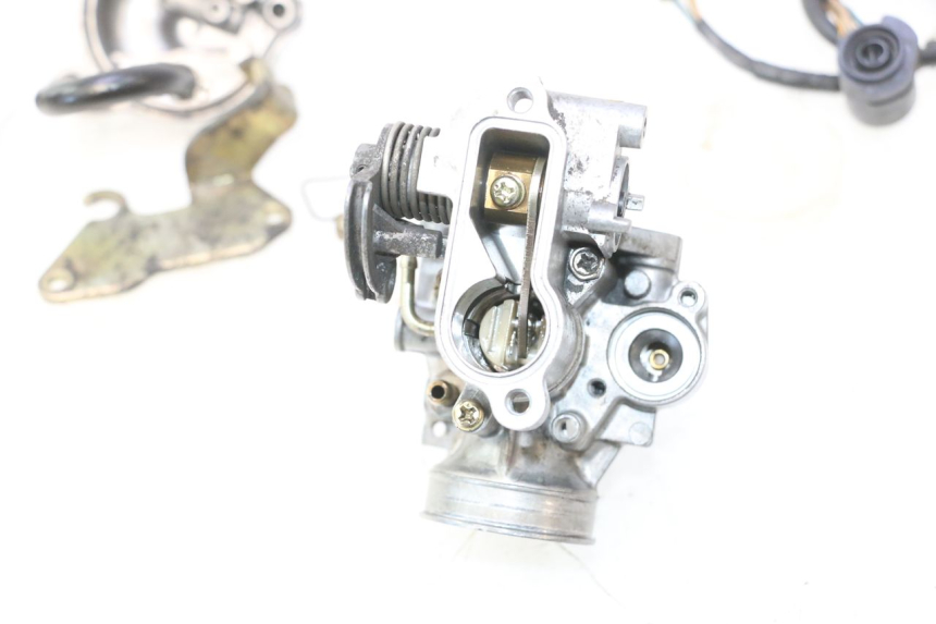photo de CARBURATEUR HONDA FES PANTHEON 2T 125 (1998 - 2002) - Aperçu profil