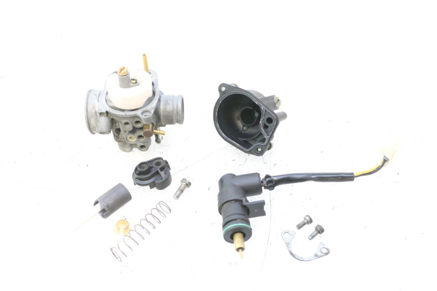 photo de CARBURATEUR PIAGGIO FLY 2T 50 (2004 - 2017) - Points de fixation