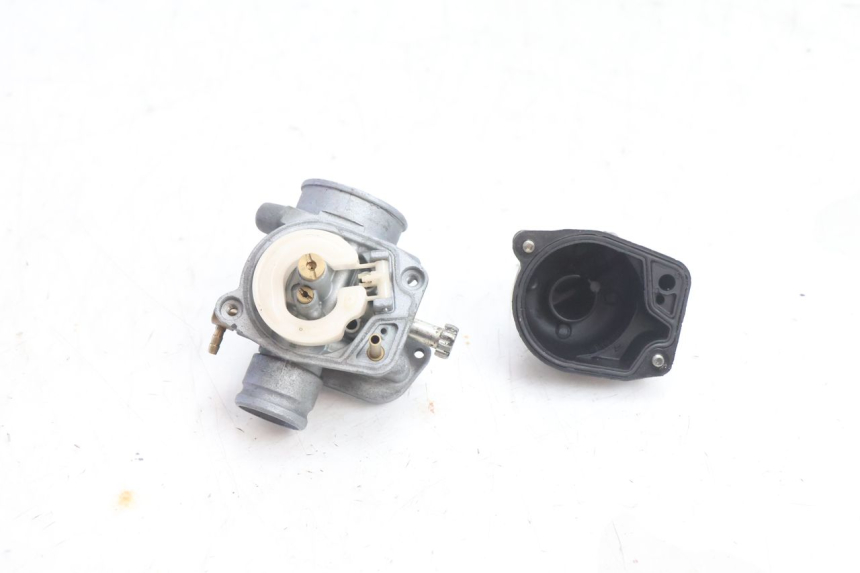 photo de CARBURATEUR PIAGGIO FLY 2T 50 (2004 - 2017) - Zoom composants