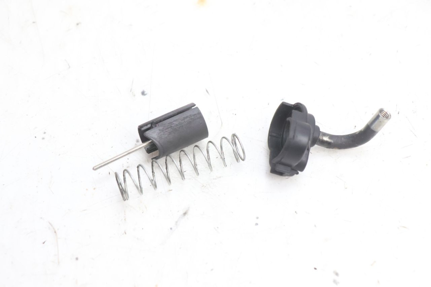 photo de CARBURATEUR PIAGGIO FLY 2T 50 (2004 - 2017) - Vue rapprochée