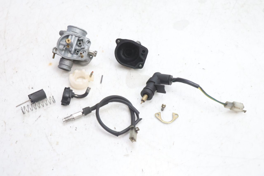 photo de CARBURATEUR PIAGGIO FLY 2T 50 (2004 - 2017) - État de surface