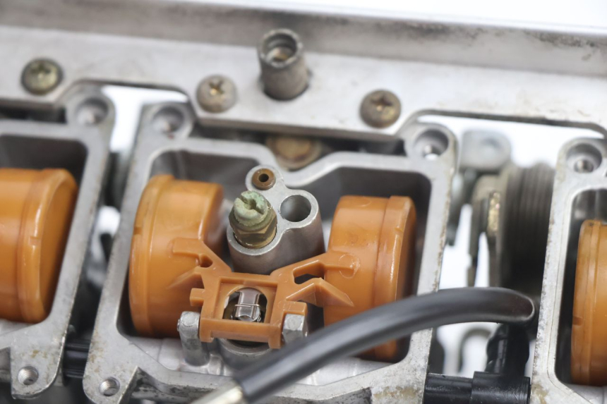 photo de CARBURATEUR KAWASAKI GPX F ZX750F 750 (1986 - 1990) - Vue produit