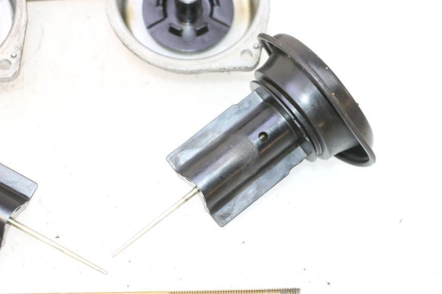 photo de CARBURATEUR SUZUKI GS GSE 500 (2001 - 2003) - Vue d’ensemble