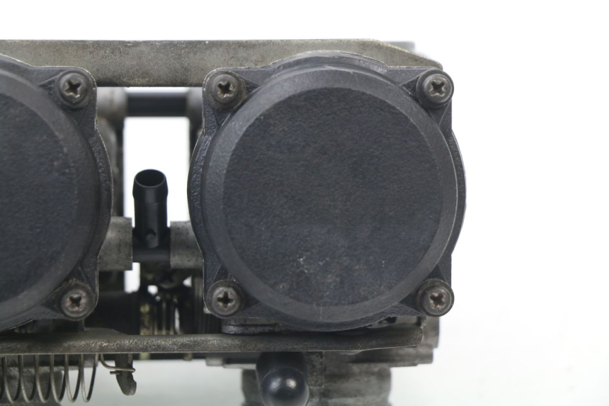 photo de CARBURATEUR SUZUKI GSF N BANDIT 600 (1996 - 1999) - Vue rapprochée