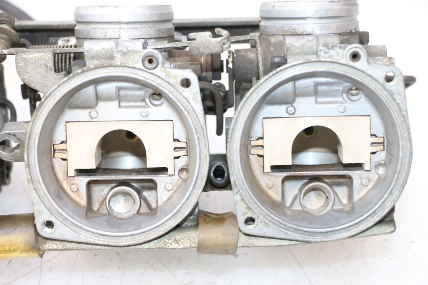 photo de CARBURATEUR SUZUKI GSX F GSXF 750 (1988 - 1998) - Détail de la pièce