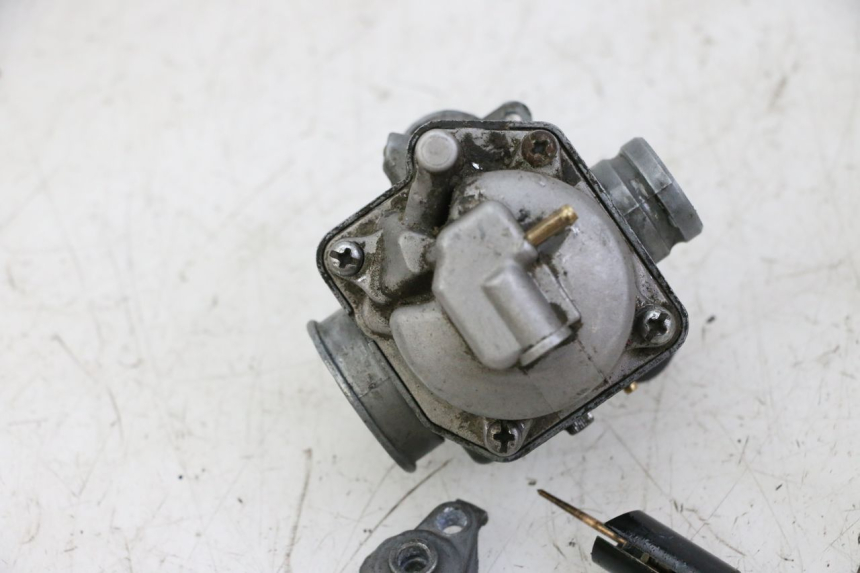 photo de CARBURATEUR PEUGEOT KISBEE 2T 50 (2010 - 2017)