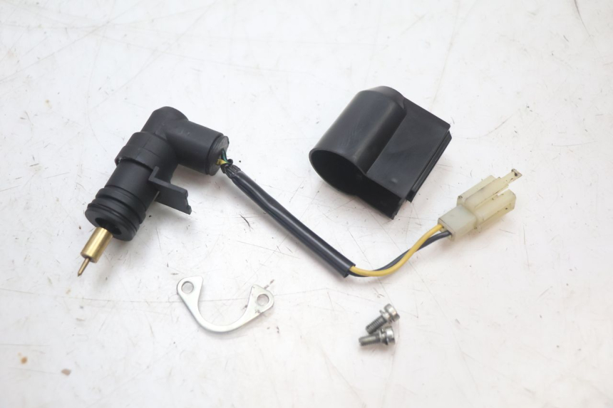 photo de CARBURATEUR PEUGEOT KISBEE 2T 50 (2010 - 2017) - Zoom composants