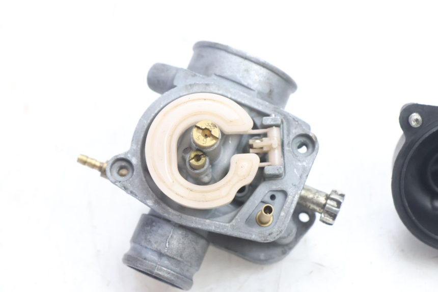 photo de CARBURATEUR PEUGEOT KISBEE 2T 50 (2010 - 2017) - Marquages et références