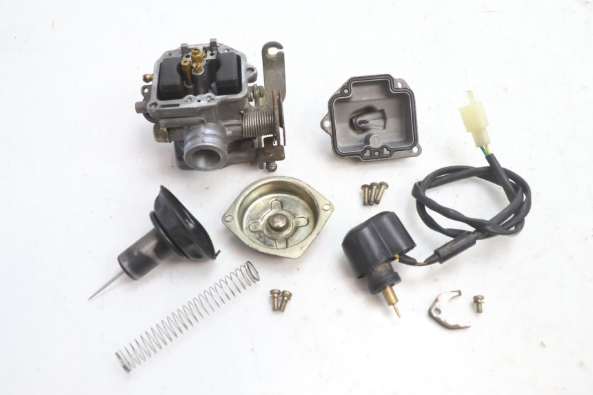 photo de CARBURATEUR PEUGEOT KISBEE 4T 50 (2010 - 2017) - État de surface