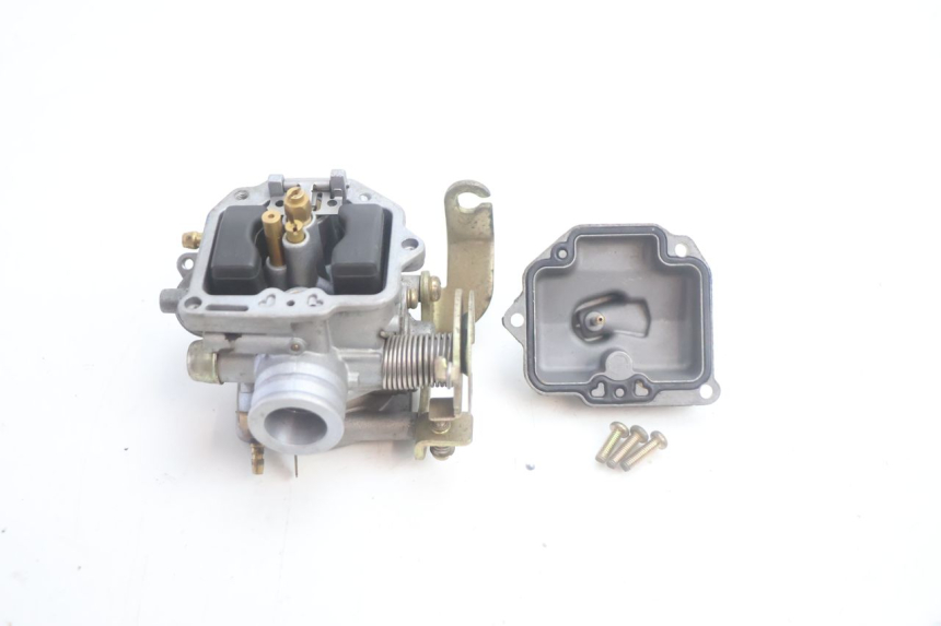 photo de CARBURATEUR PEUGEOT KISBEE 4T 50 (2010 - 2017) - État de surface
