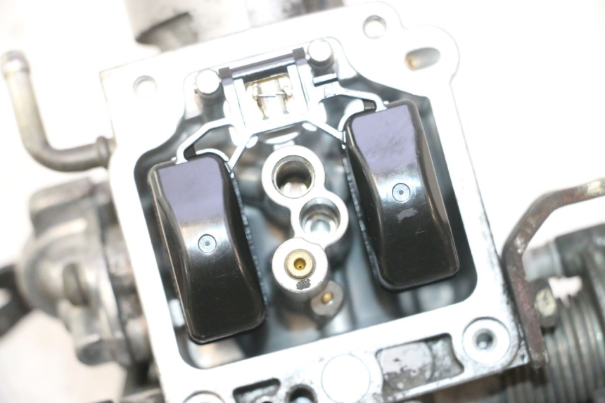 photo de CARBURATEUR PIAGGIO LIBERTY 125 (1998 - 2008) - Autre angle de vue