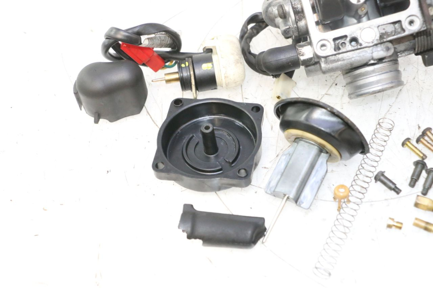 photo de CARBURATEUR PIAGGIO LIBERTY 125 (1998 - 2008) - Points de fixation