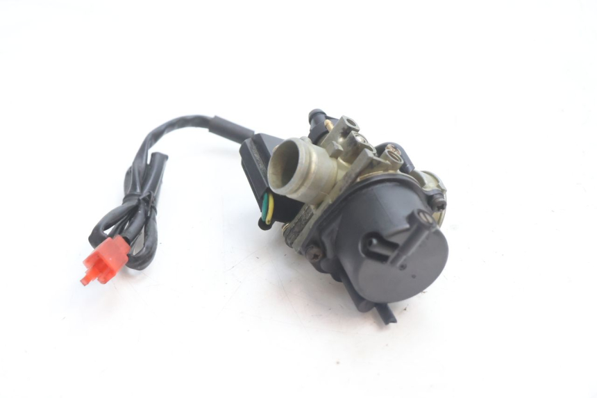photo de CARBURATEUR PEUGEOT LUDIX 50 (2008 - 2017) - Points de fixation
