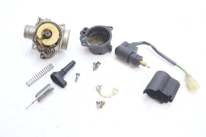 photo de CARBURATEUR PEUGEOT LUDIX ONE 50 (2004 - 2013) - État de surface