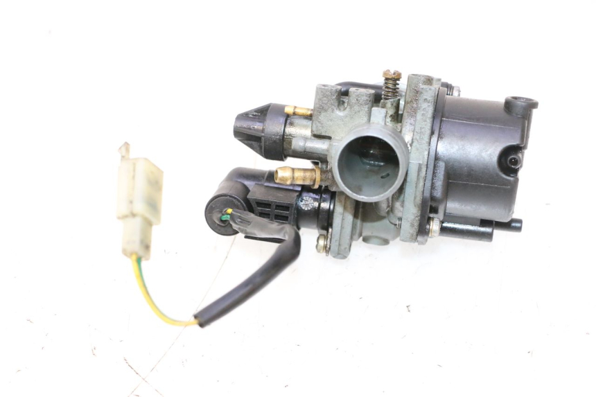 photo de CARBURATEUR PEUGEOT LUDIX ONE 50 (2004 - 2013) - Points de fixation