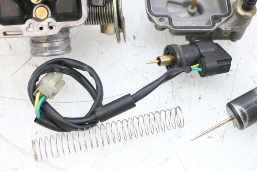 photo de CARBURATEUR SYM ORBIT 2 4T 50 (2008 - 2017) - Photo complémentaire