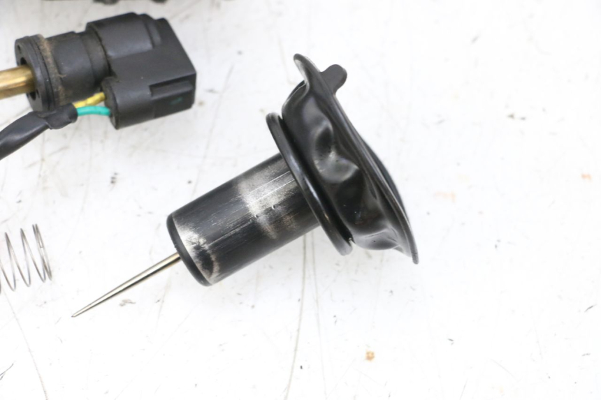 photo de CARBURATEUR SYM ORBIT 2 4T 50 (2008 - 2017) - Focus structure