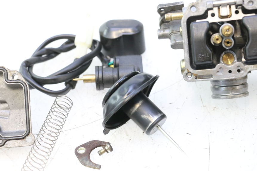 photo de CARBURATEUR VASTRO R-ONE 4T 50 (2014 - 2022) - Détails caractéristiques