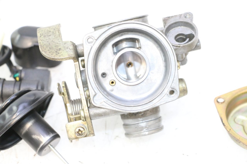 photo de CARBURATEUR VASTRO R-ONE 4T 50 (2014 - 2022) - Marquages et références