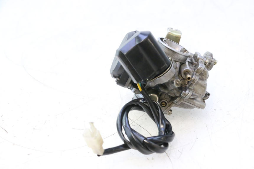 photo de CARBURATEUR LAZIO RENO 50 (2016 - 2021) - Gros plan technique