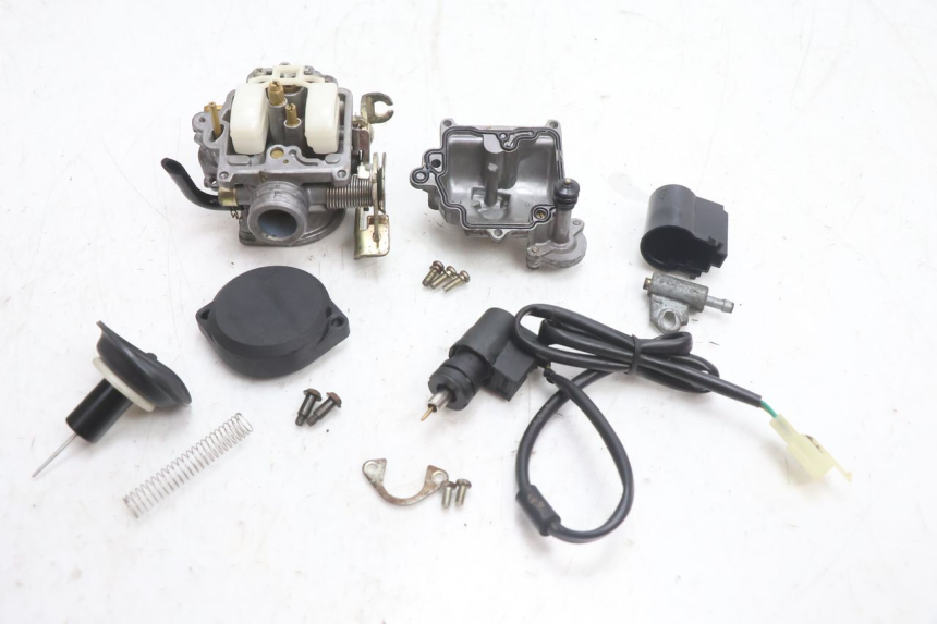photo de CARBURATEUR YIYING RETRO 50 (2008 - 2017) - Points de fixation