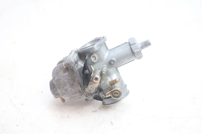photo de CARBURATEUR APOLLO RFZ 125 - Gros plan technique