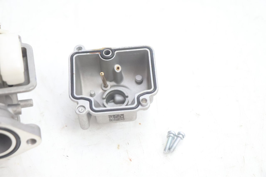 photo de CARBURATEUR APOLLO RFZ 150 - Zoom composants