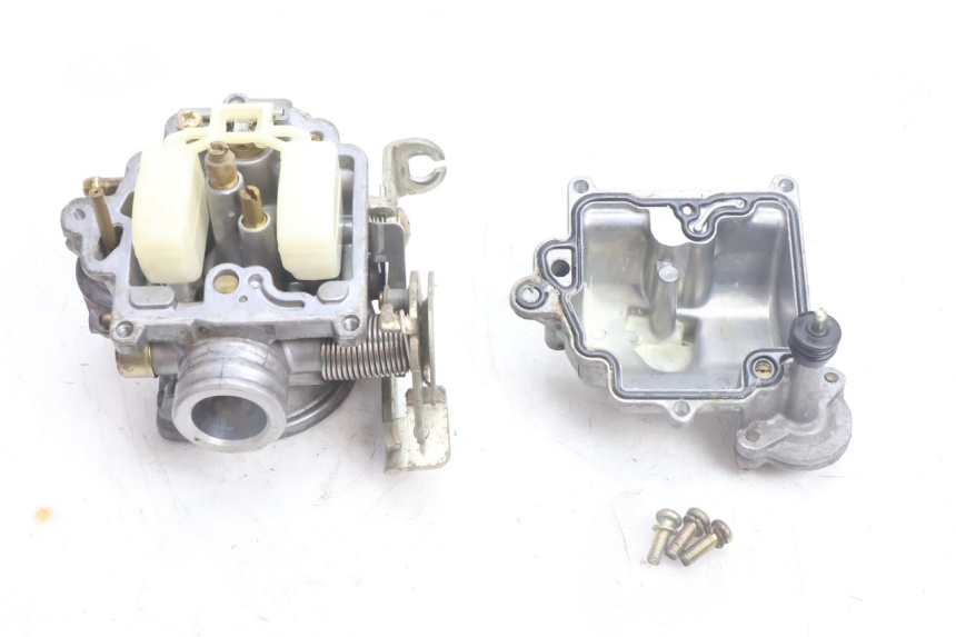 photo de CARBURATEUR TNT MOTOR ROMA 10' 4T 50 (2007 - 2018) - État de surface