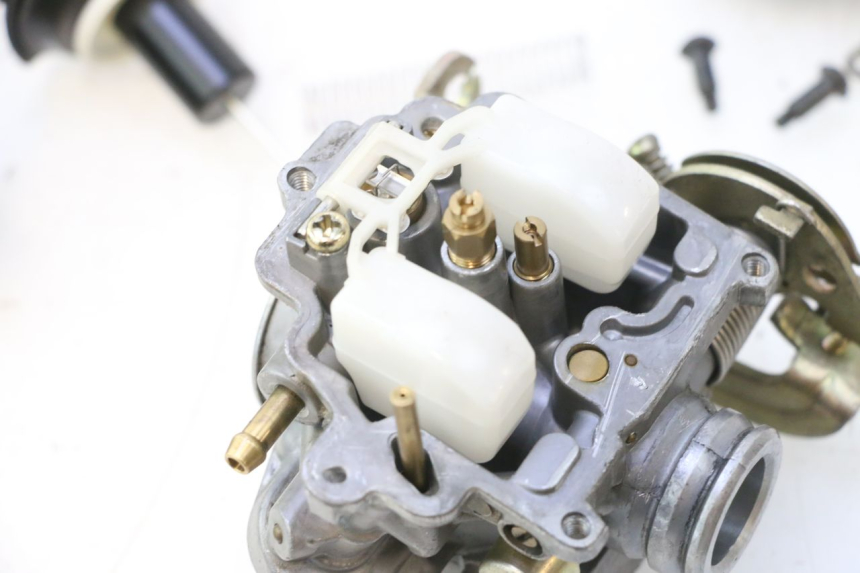 photo de CARBURATEUR JM MOTORS SANTANA 50 (2014 - 2023) - Angle alternatif
