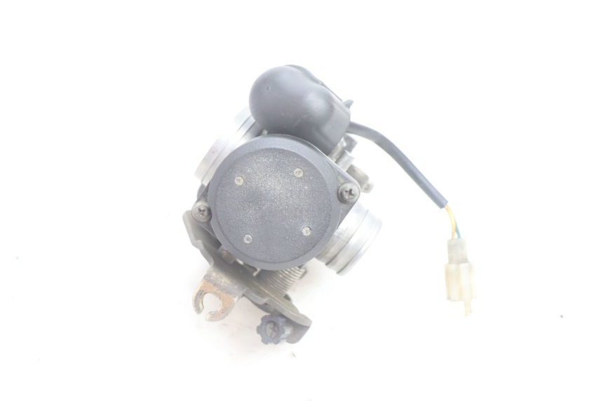 photo de CARBURATEUR APRILIA SCARABEO GT 125 (1999 - 2007) - Gros plan technique