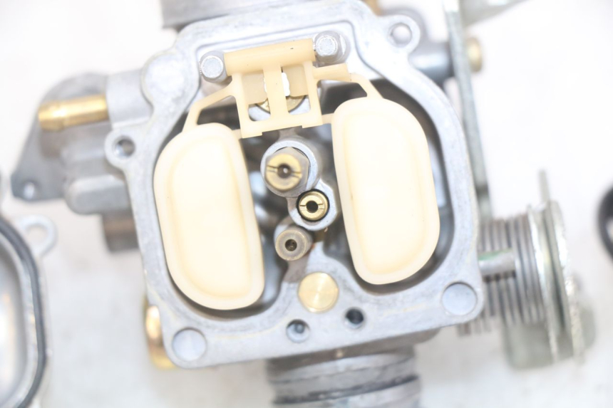 photo de CARBURATEUR HONDA SCV LEAD 100 (2003 - 2007)