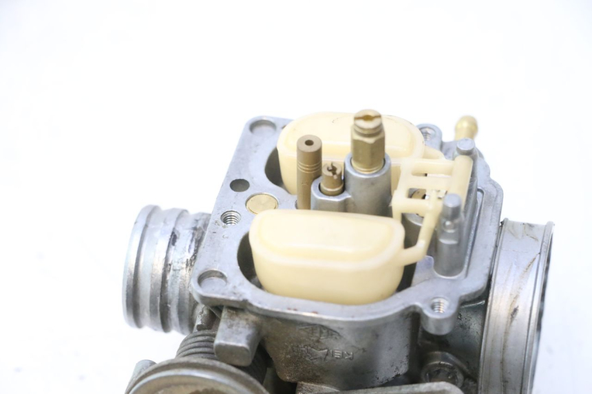 photo de CARBURATEUR HONDA SCV LEAD 100 (2003 - 2007) - Vue rapprochée