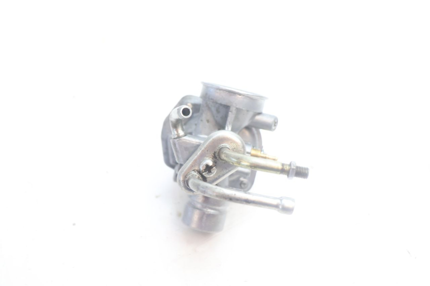 photo de CARBURATEUR YAMAHA SLIDER 50 (1999 - 2004) - Gros plan technique