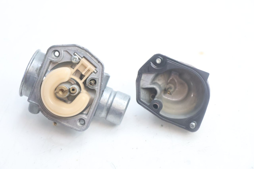 photo de CARBURATEUR YAMAHA SLIDER 50 (1999 - 2004) - État de surface