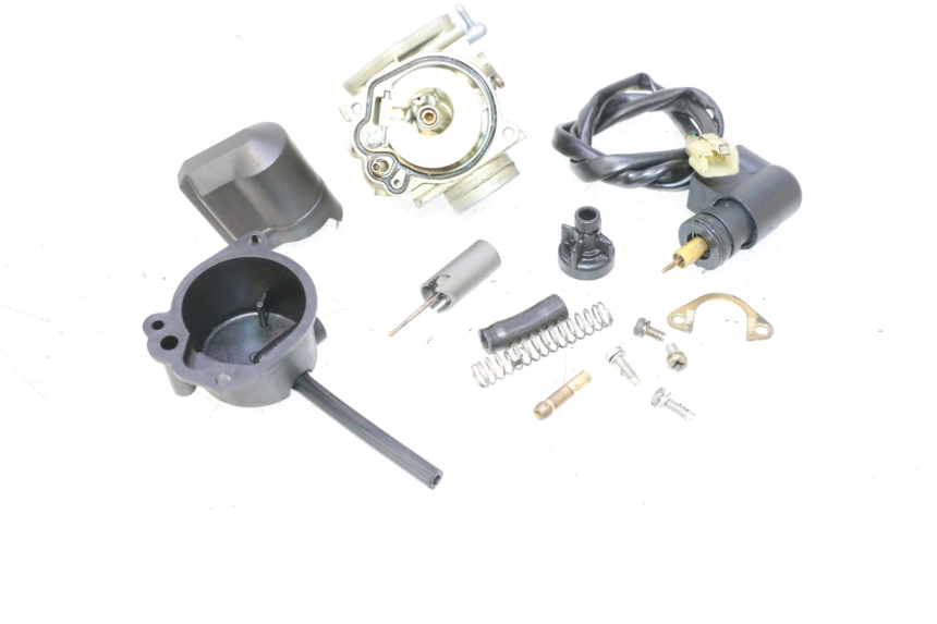photo de CARBURATEUR PEUGEOT SPEEDFIGHT LC 50 (1996 - 2002) - Vue rapprochée
