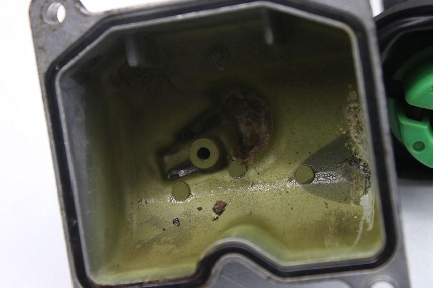 photo de CARBURATEUR SUZUKI GSF S BANDIT 600 (2000 - 2004)