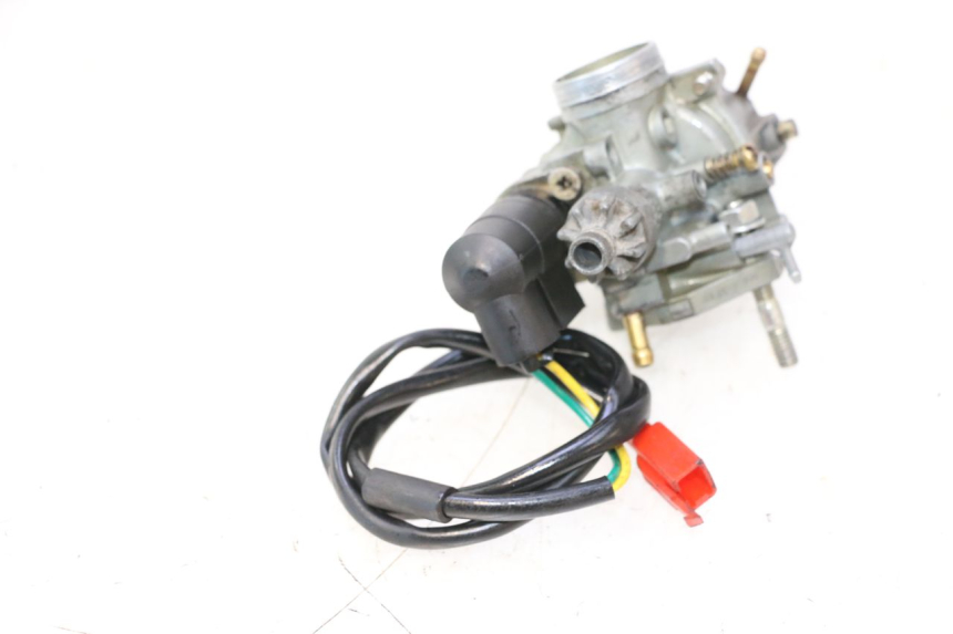 photo de CARBURATEUR PEUGEOT TREKKER TKR 50 (2005 - 2014) - Gros plan technique
