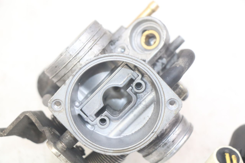 photo de CARBURATEUR SUZUKI UH BURGMAN 125 (2002 - 2006) - Zoom composants