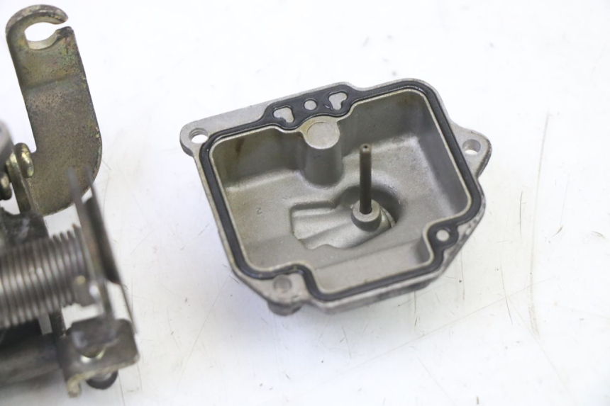 photo de CARBURATEUR PEUGEOT V-CLIC VCLIC 50 (2007 - 2013)