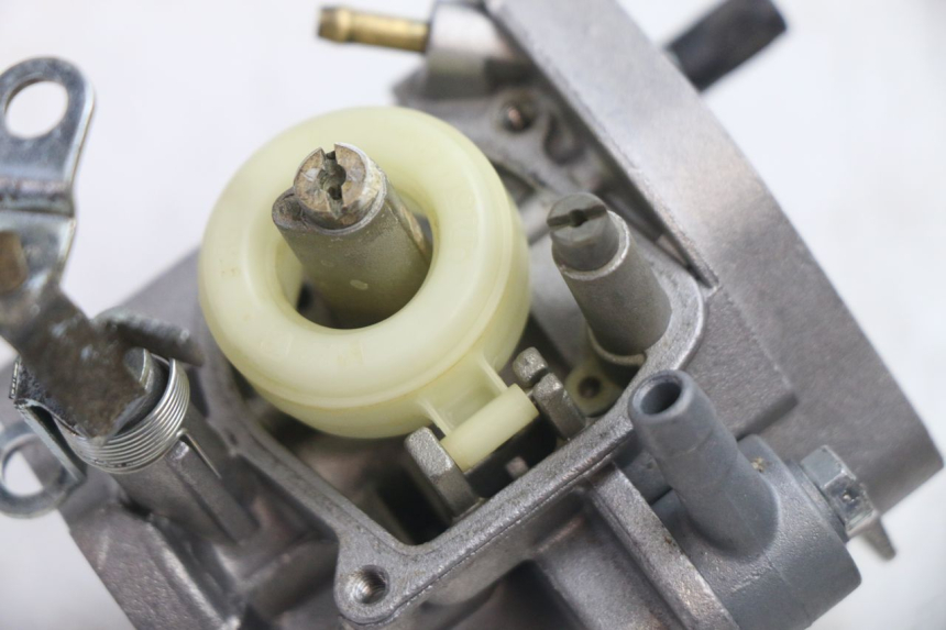 photo de CARBURATEUR PIAGGIO VESPA PK FL 2T 50 (1990 - 1996) - Points de fixation