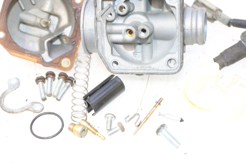 photo de CARBURATEUR PEUGEOT VIVACITY NEW 2T 50 (2008 - 2017) - Inspection visuelle