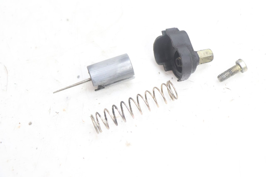 photo de CARBURATEUR PEUGEOT VIVACITY 100 (1999 - 2008) - Zoom composants