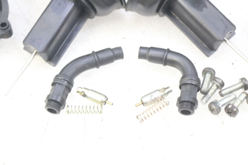 photo de CARBURATEUR HONDA VT C SHADOW 125 (1999 - 2007) - État de surface