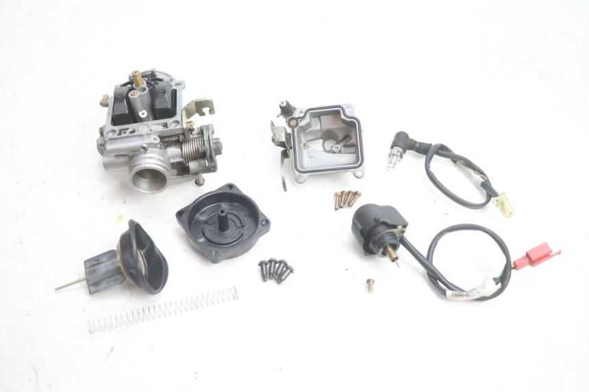 photo de CARBURATEUR PIAGGIO X8 STREET 125 (2006 - 2007) - Points de fixation