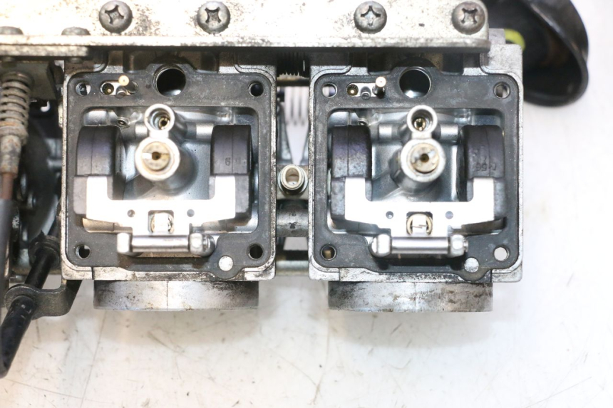photo de CARBURATEUR YAMAHA XJR 1300 (1998 - 2002) - Vue d’ensemble