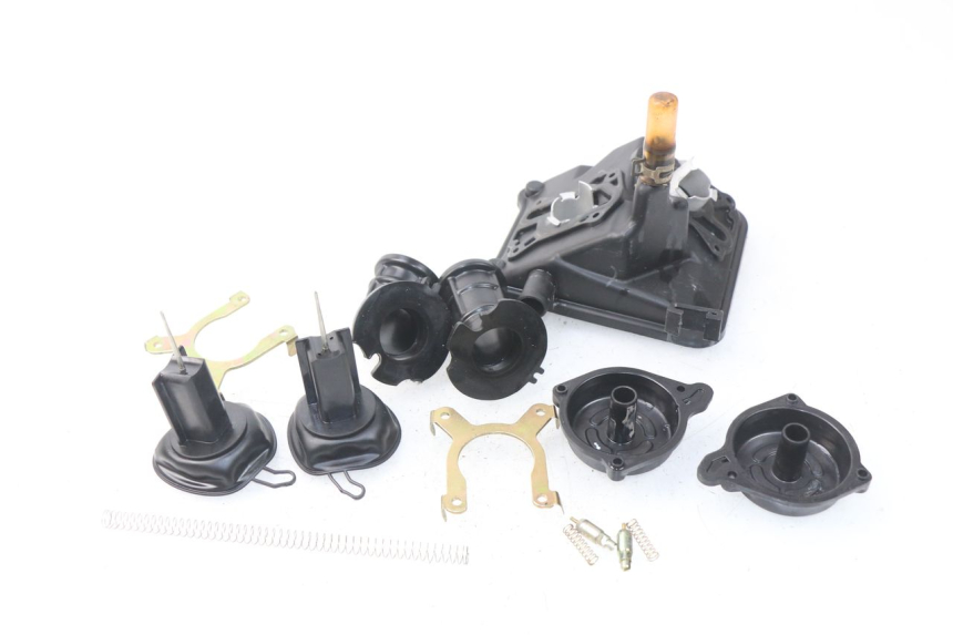 photo de CARBURATEUR HONDA XLV VARADERO 125 (2000 - 2006) - Autre angle de vue