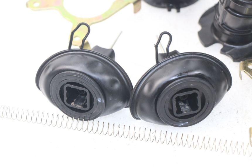 photo de CARBURATEUR HONDA XLV VARADERO 125 (2000 - 2006) - État de surface