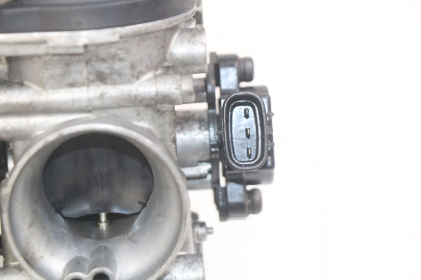 photo de CARBURATEUR YAMAHA FZS FAZER 600 (1998 - 2001)