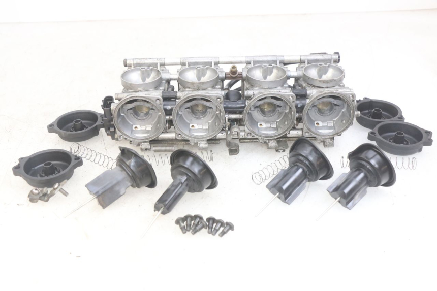photo de CARBURATEUR YAMAHA FZS FAZER 600 (1998 - 2001)
