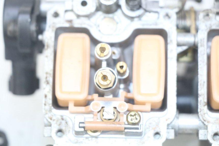 photo de CARBURATEUR YAMAHA FZS FAZER 600 (1998 - 2001)